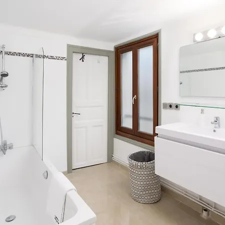 Mon Idee Penthouse- Year *